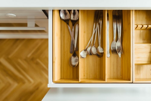 Como limpar inox: 4 dicas úteis para as peças brilharem sem esforço!